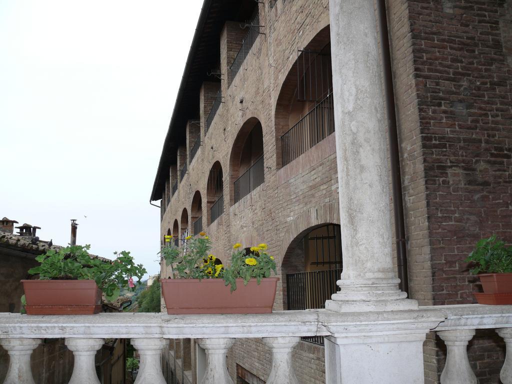 Hotel Alma Domus Siena Exterior photo